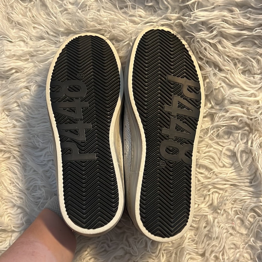 P448 Johnny - image 4